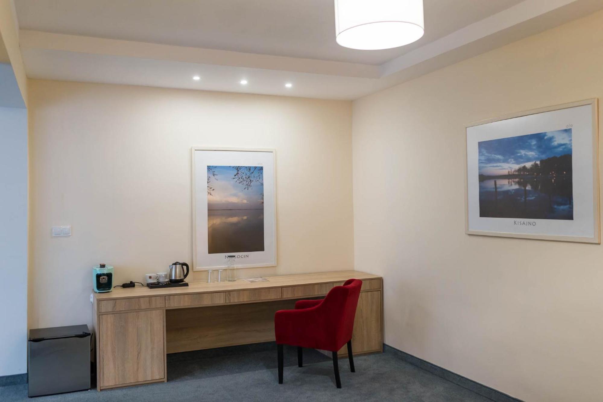 Hotel Mazury Gizycko Ngoại thất bức ảnh