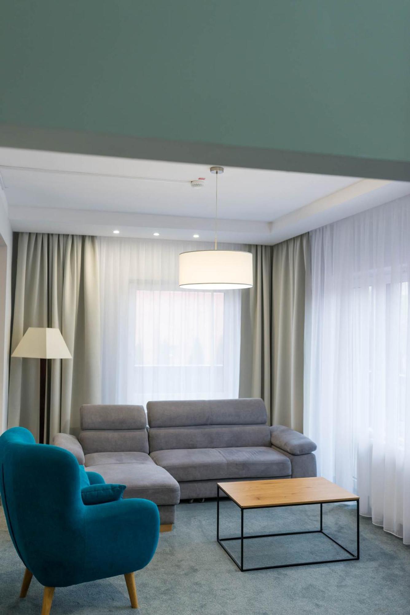 Hotel Mazury Gizycko Ngoại thất bức ảnh