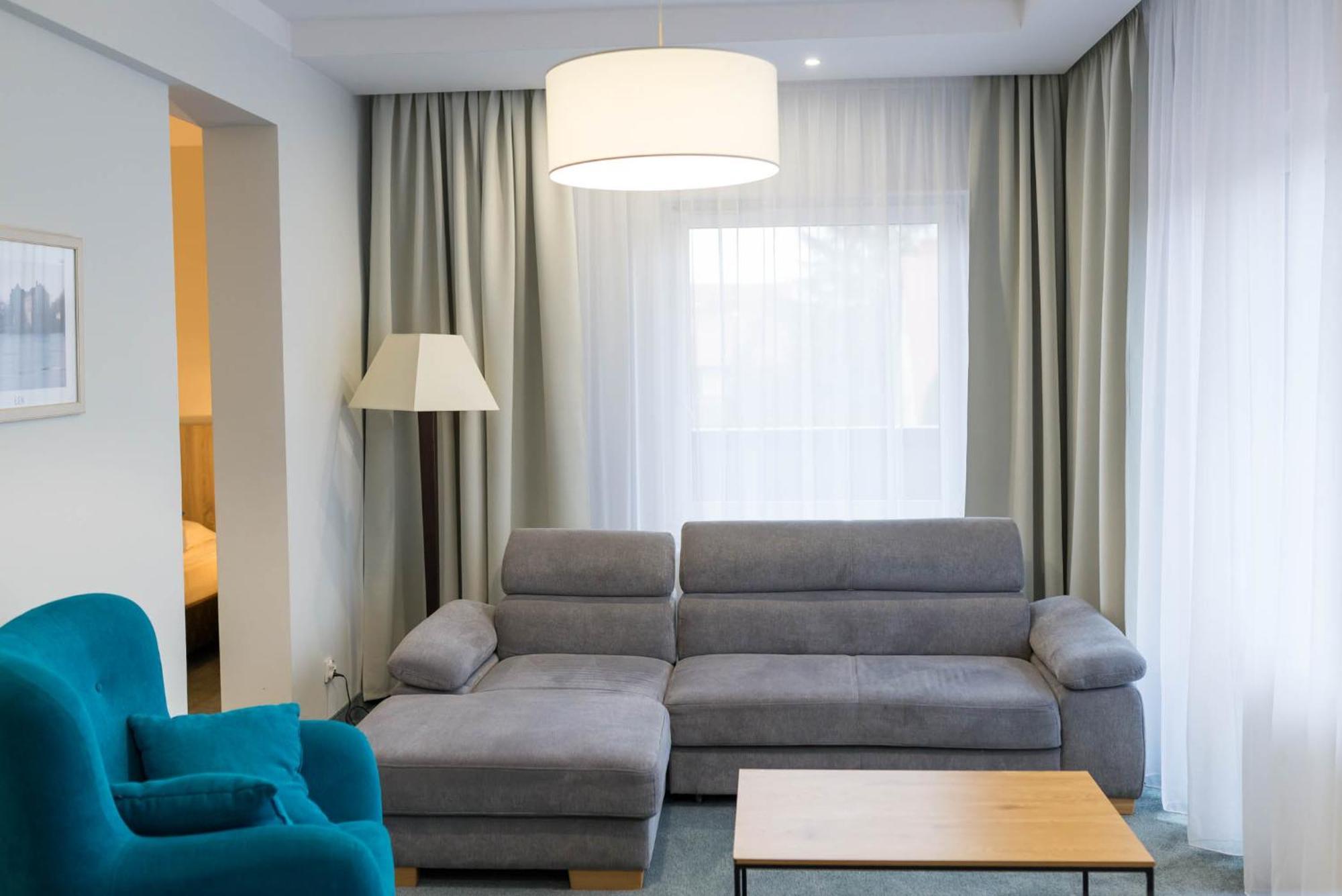 Hotel Mazury Gizycko Ngoại thất bức ảnh